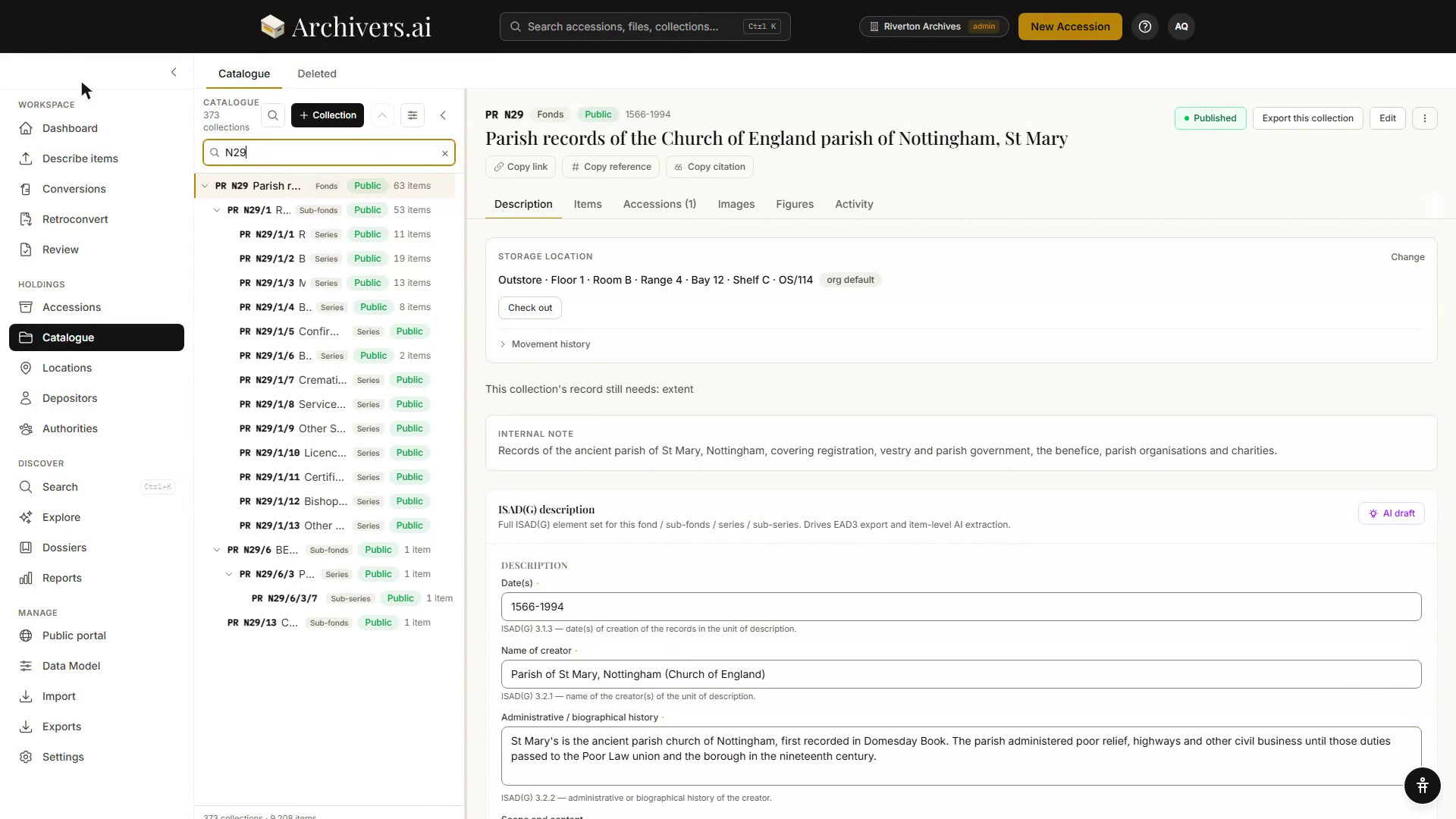 A fond open in the catalogue: the structure tree on the left with reference codes and level labels, the fond's own record and ISAD(G) description fields on the right